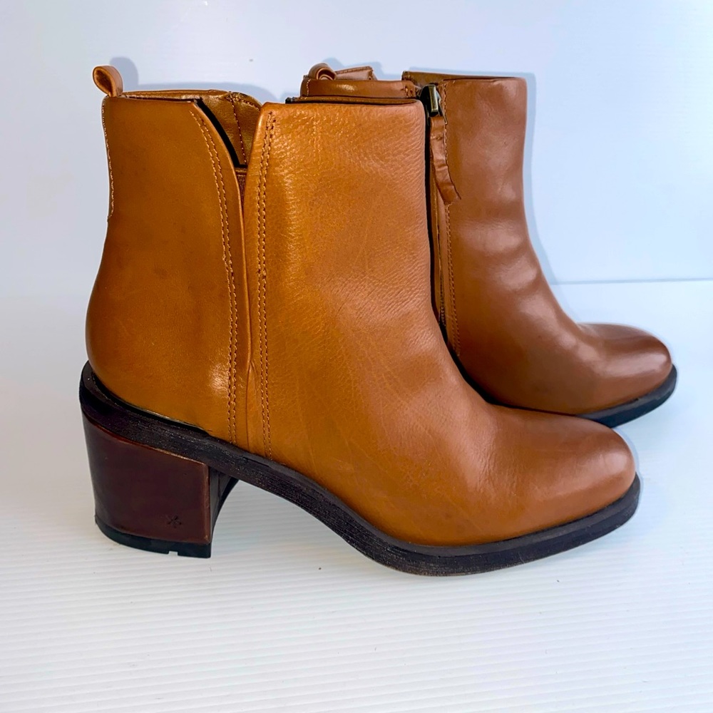 Franco Sarto Dalden Booties/Boots - Umber Brown Leather, Size 6.5M